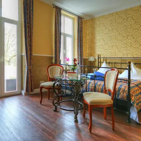 Kurparkhotel Warnemuende 4*