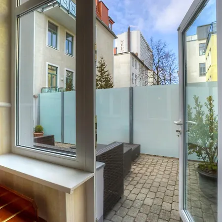 酒店 Kurparkhotel Warnemuende 4*