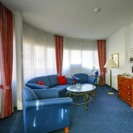 酒店 Kurparkhotel Warnemuende 罗斯托克