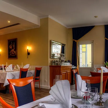 ホテル Kurparkhotel Warnemuende ロストック