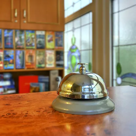 Kurparkhotel Warnemuende 4* ロストック