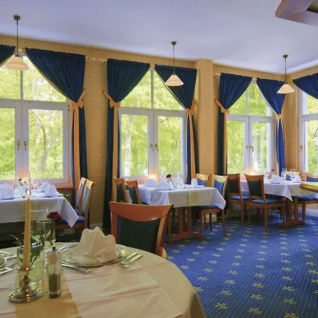 Kurparkhotel Warnemuende Hotel 4*