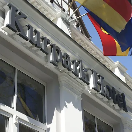 ホテル Kurparkhotel Warnemuende 4*