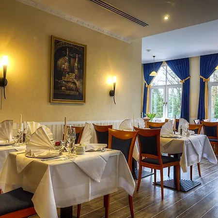 Kurparkhotel Warnemuende Hotel