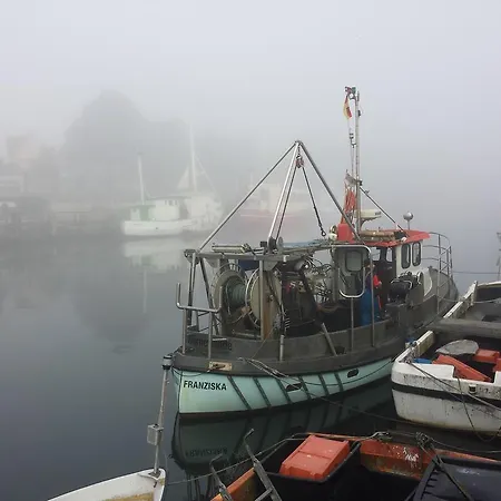 Kurparkhotel Warnemuende 4* ロストック