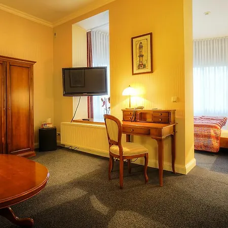 Kurparkhotel Warnemuende 4* Rostock