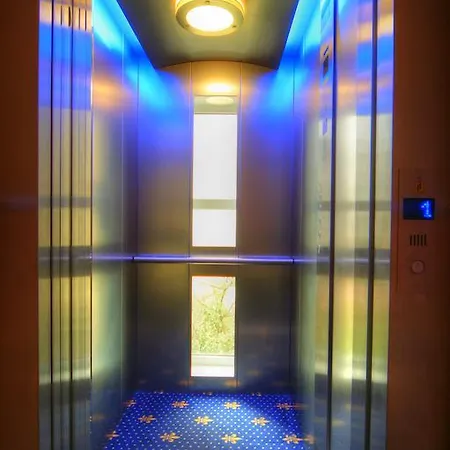 Kurparkhotel Warnemuende Hotel