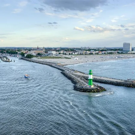 Kurparkhotel Warnemuende ホテル