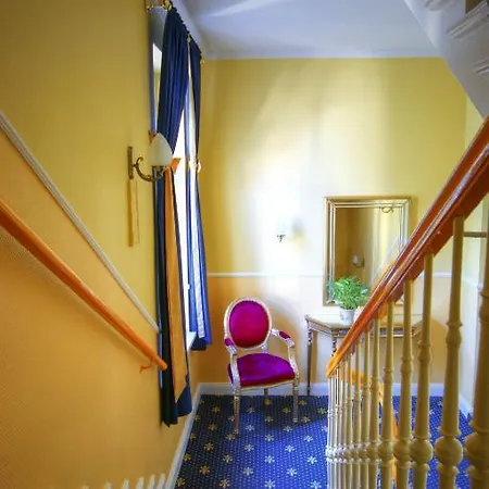 ホテル Kurparkhotel Warnemuende ロストック