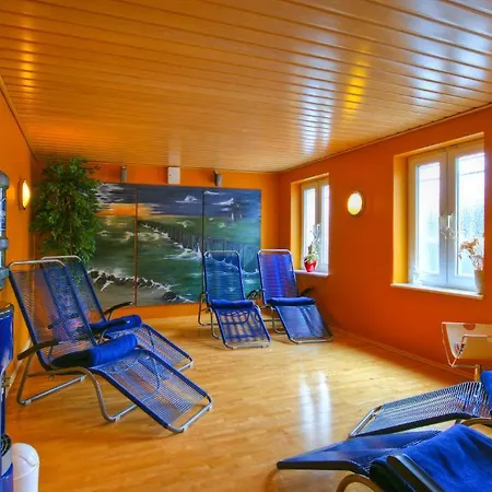 Kurparkhotel Warnemuende מלון