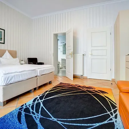 ホテル Kurparkhotel Warnemuende ロストック