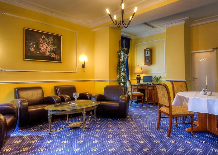 מלון Kurparkhotel Warnemuende 4*