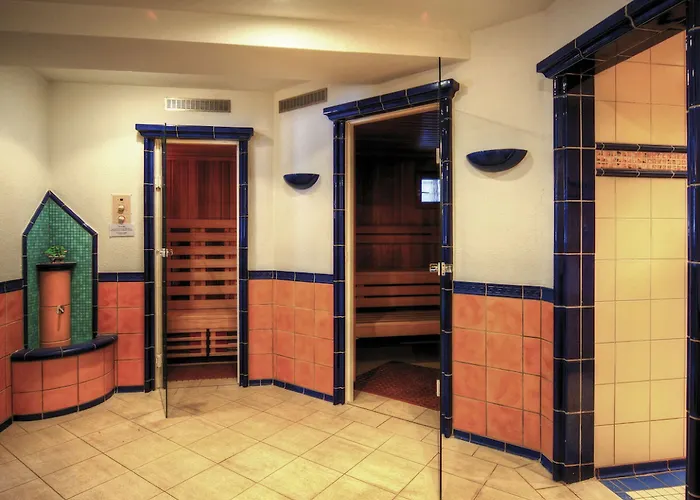 Kurparkhotel Warnemuende 4*